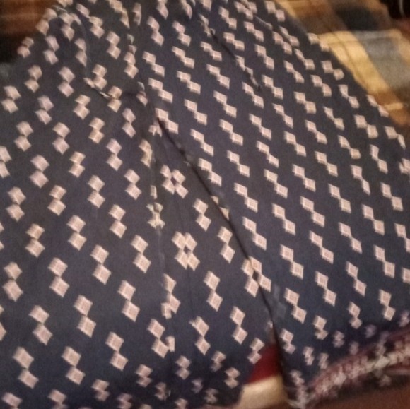 Dress and pants - Picture 3 of 6